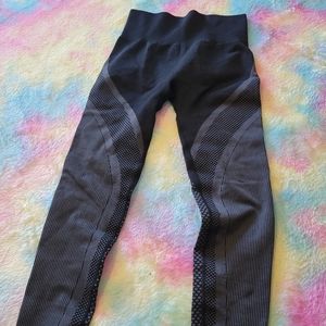 Fabletics turbo seamless leggings sz m
